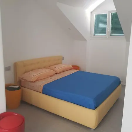 Attico Matteotti Nyaraló
